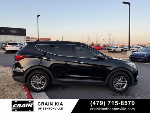 Used 2018 Hyundai Santa Fe Sport w/ 2.4L Value Package 02 image 9