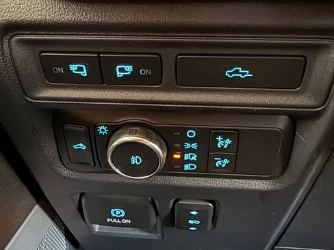 Used 2021 Ford F150 XLT w/ Equipment Group 302A High image 16