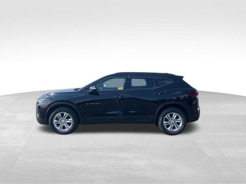 Used 2020 Chevrolet Blazer LT FWD image 2