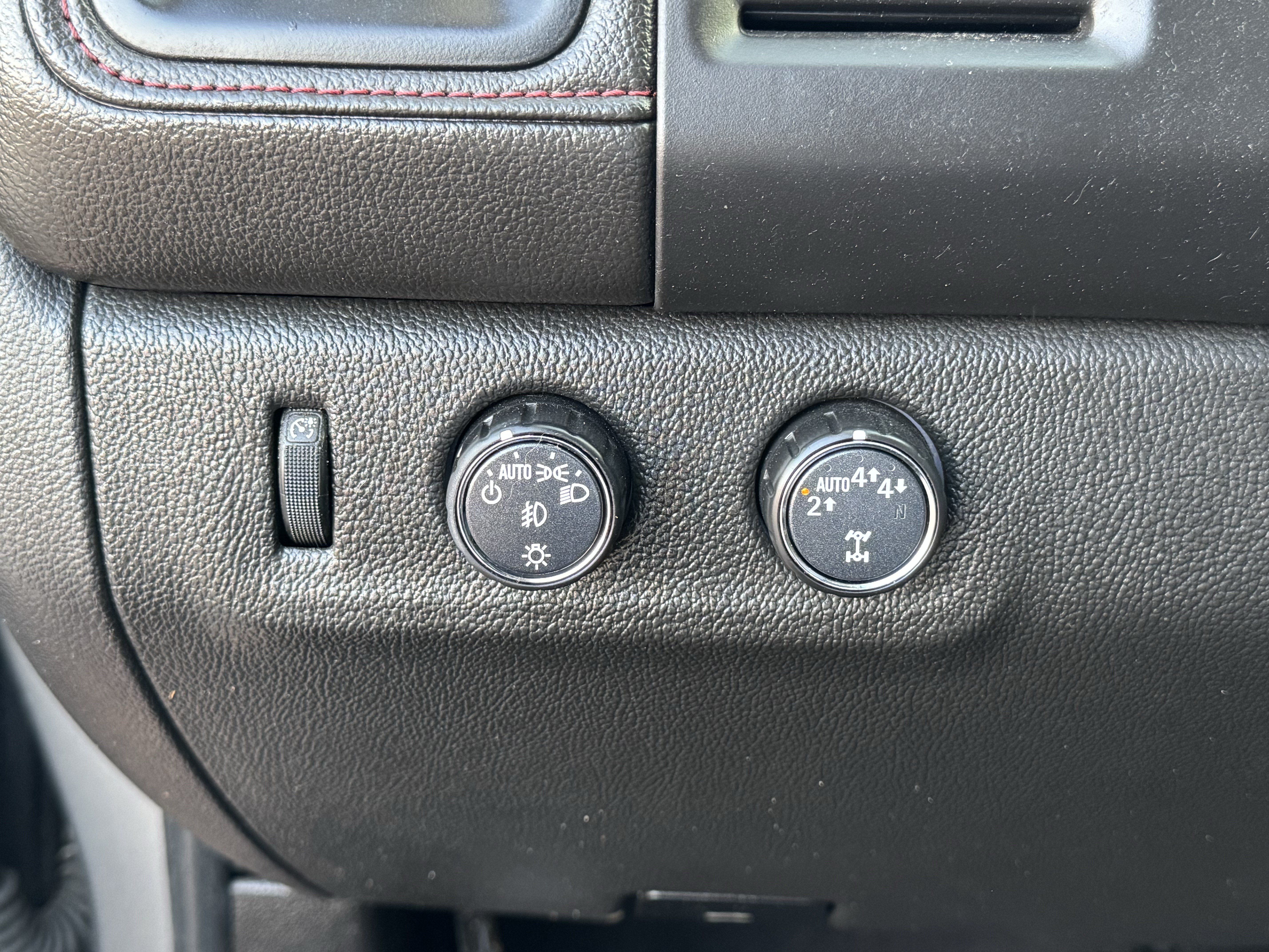 Used 2019 GMC Canyon All Terrain w/ Trailering Package AWD/4WD image 15