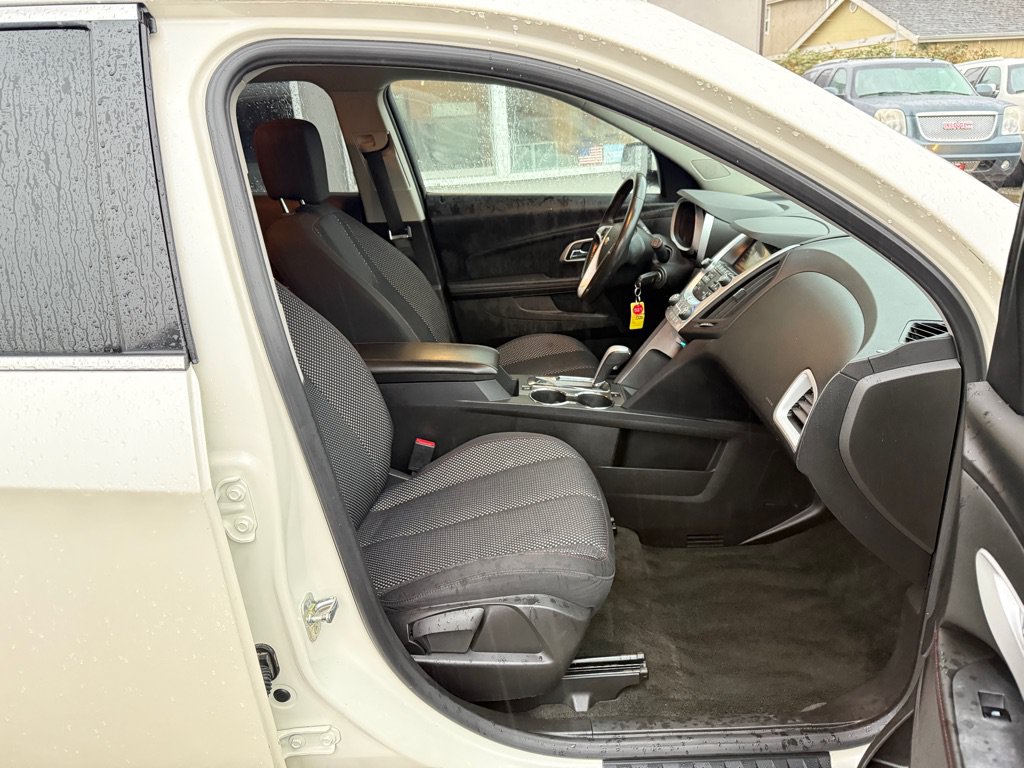 Used 2012 Chevrolet Equinox LT w/ Driver Convenience Package FWD image 17