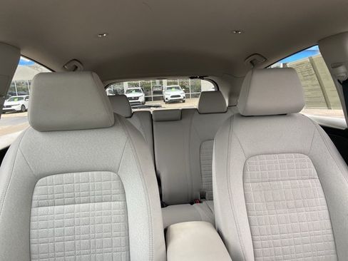 Used 2025 Honda HR-V LX image 18