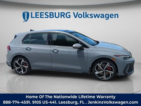 New 2026 Volkswagen GTI SE FWD image 2