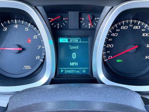 Used 2017 Chevrolet Equinox LT w/ Driver Confidence Package II image 12