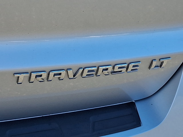 Used 2015 Chevrolet Traverse LT w/ Style and Technology Package AWD/4WD image 32