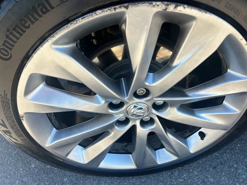 Used 2023 Buick Envision Avenir AWD/4WD image 9