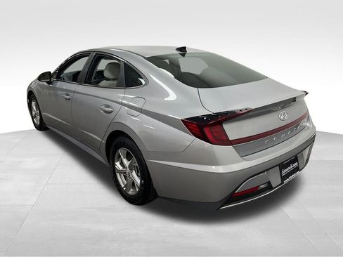 Used 2023 Hyundai Sonata SE image 9