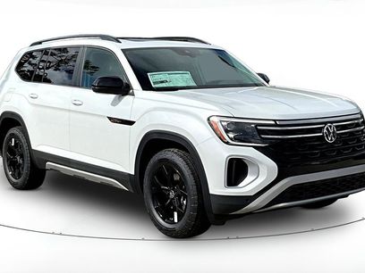 New 2026 Volkswagen Atlas Peak Edition