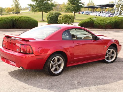 Used 2001 Ford Mustang GT image 14
