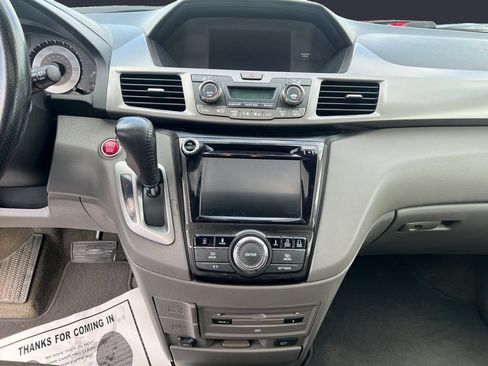 Used 2016 Honda Odyssey Touring image 11