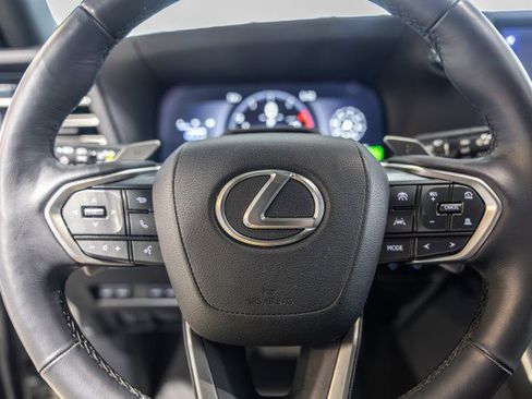 Used 2025 Lexus GX 550 AWD/4WD image 30