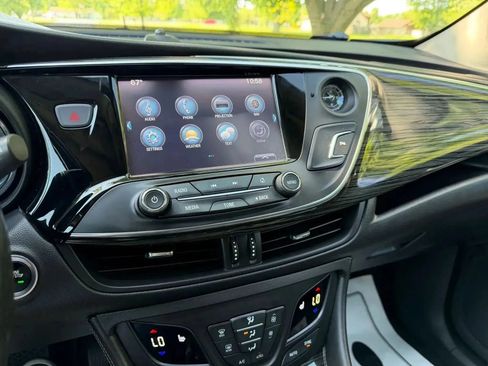 Used 2017 Buick Envision Essence AWD/4WD image 24
