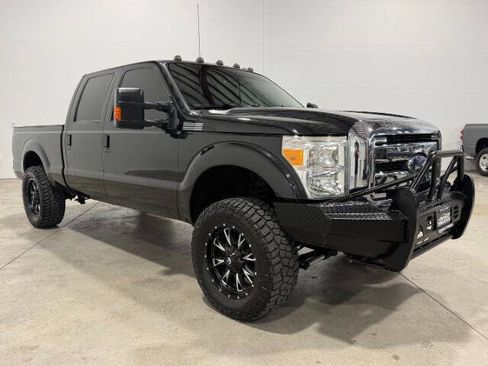 Used 2014 Ford F250 Lariat w/ Lariat Interior Package AWD/4WD image 5