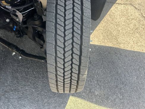 New 2025 Ford F550 4x4 Crew Cab Super Duty image 43