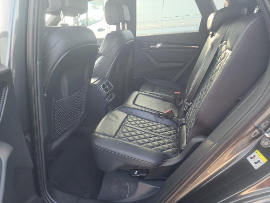 Used 2018 Audi SQ5 Premium Plus AWD/4WD image 5