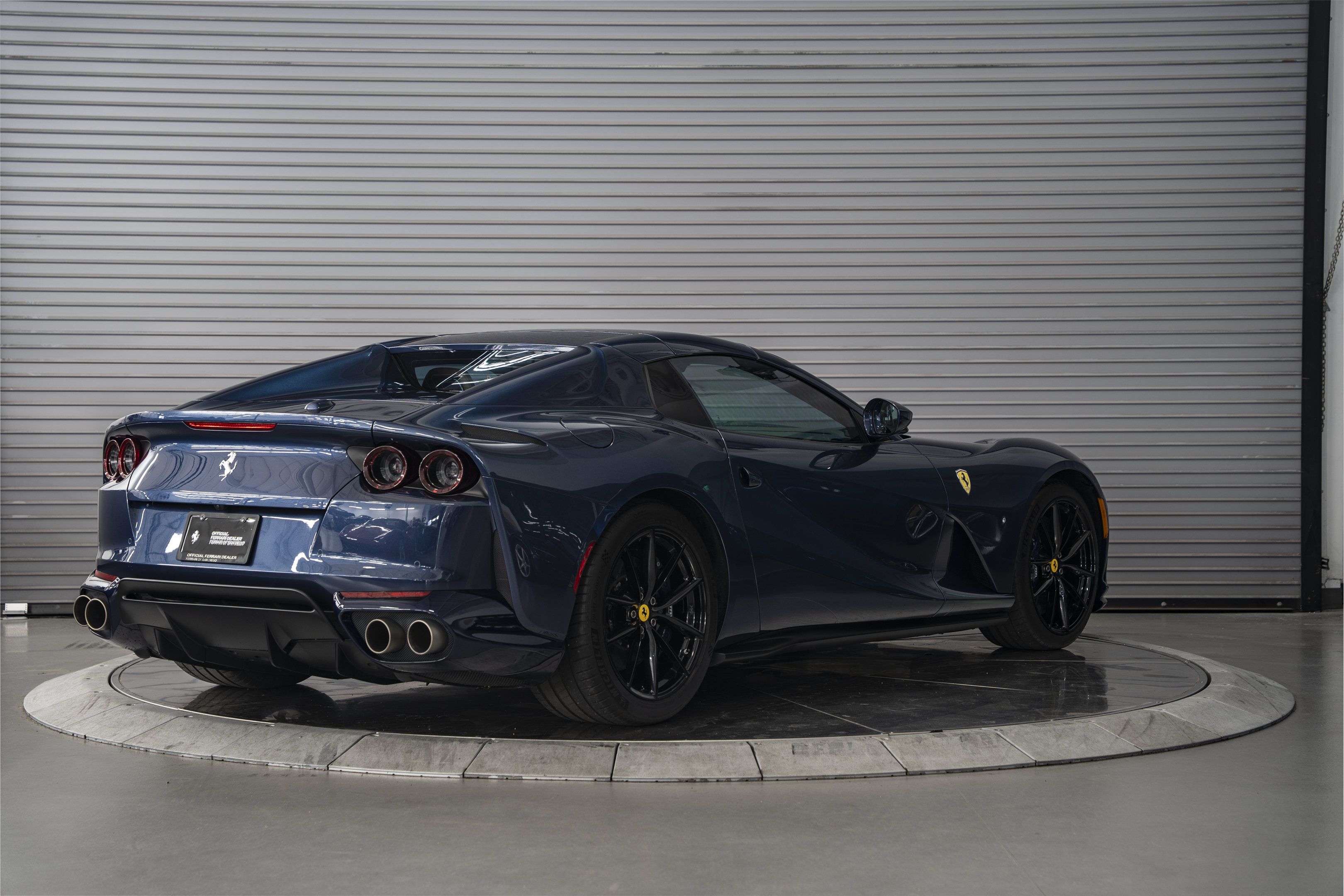 Used 2021 Ferrari 812 GTS RWD image 12