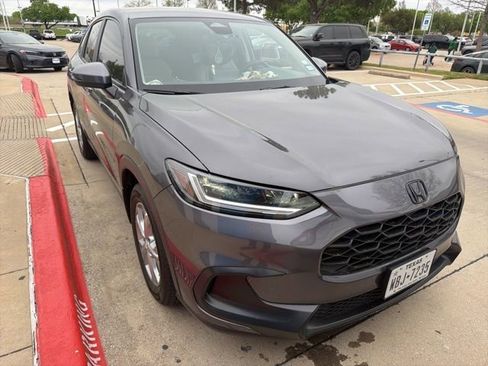 Used 2025 Honda HR-V LX image 4