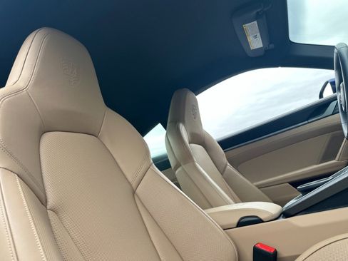 Used 2024 Porsche 911 Carrera 4S image 16