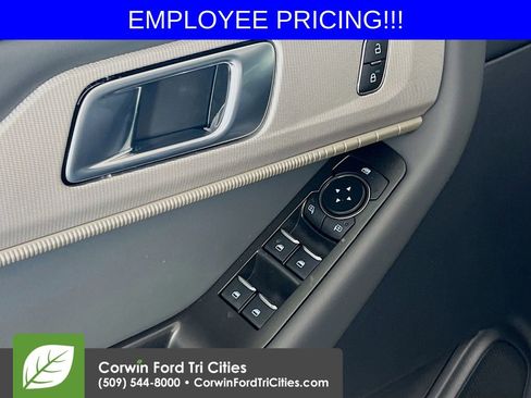 New 2026 Ford Explorer Active AWD/4WD image 12