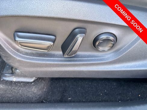 Used 2024 Toyota Crown AWD/4WD image 21