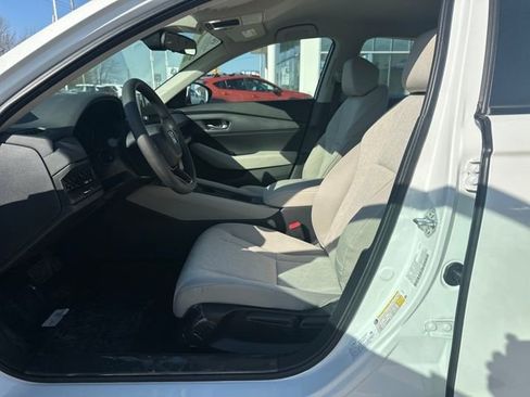 New 2026 Honda Accord LX image 9