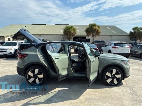 Used 2022 Volvo C40 P8 Recharge Ultimate AWD/4WD image 19