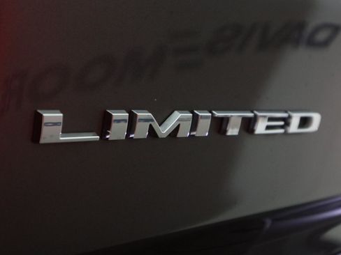 Used 2022 RAM 1500 Limited AWD/4WD image 34
