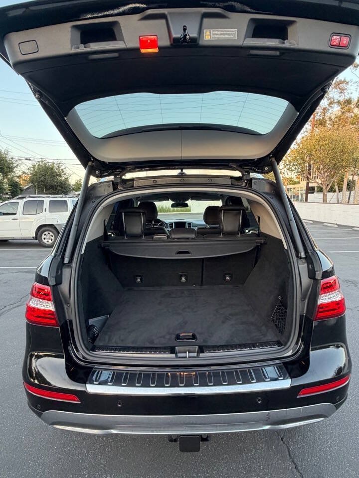 Used 2015 Mercedes-Benz ML 350 4MATIC w/ Premium 1 Package image 11