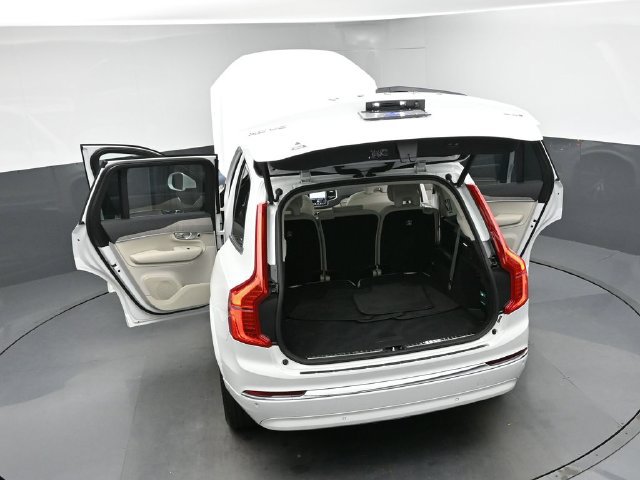 Used 2025 Volvo XC90 B6 Plus w/ Protection Package Premier AWD/4WD image 49