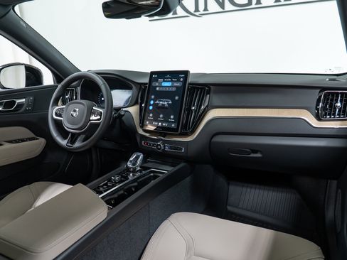 New 2026 Volvo XC60 B5 Plus w/ Climate Package image 14