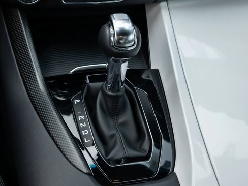Used 2024 Ford Mustang Coupe RWD image 12