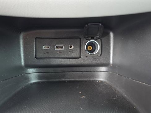 Used 2023 Chevrolet Equinox LS w/ LS Convenience Package image 24