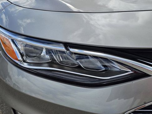 Used 2024 Chevrolet Malibu LT image 4