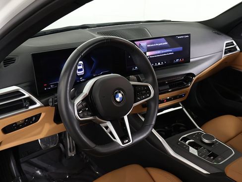 Used 2025 BMW 330i xDrive Sedan w/ M Sport Package image 27