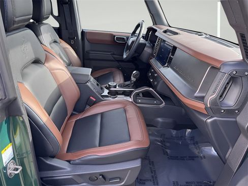 Used 2024 Ford Bronco Outer Banks image 30