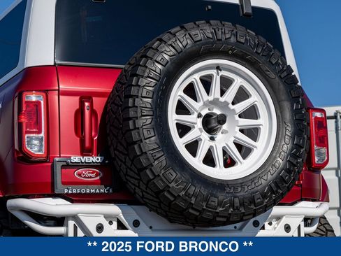 New 2025 Ford Bronco Heritage Edition AWD/4WD image 32