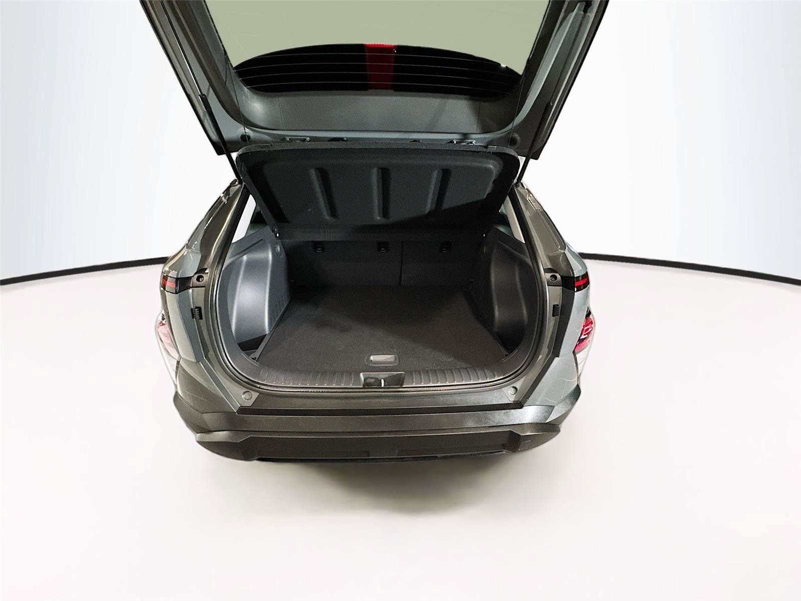 Used 2026 Hyundai Kona SEL Sport FWD image 19