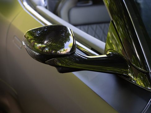 Used 2025 Aston Martin DB12 Convertible RWD image 43
