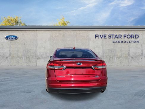 Used 2019 Ford Fusion SE w/ Equipment Group 151A image 7