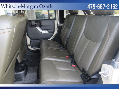 Used 2017 Jeep Wrangler Unlimited Sahara w/ Dual Top Group image 28