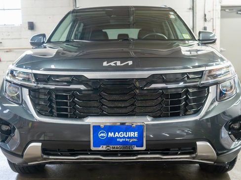 Used 2024 Kia Seltos S image 3