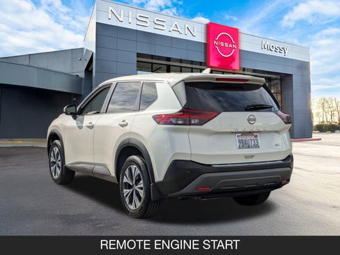 Used 2023 Nissan Rogue SV image 7