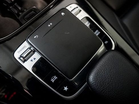 Used 2020 Mercedes-Benz CLA 250 image 28