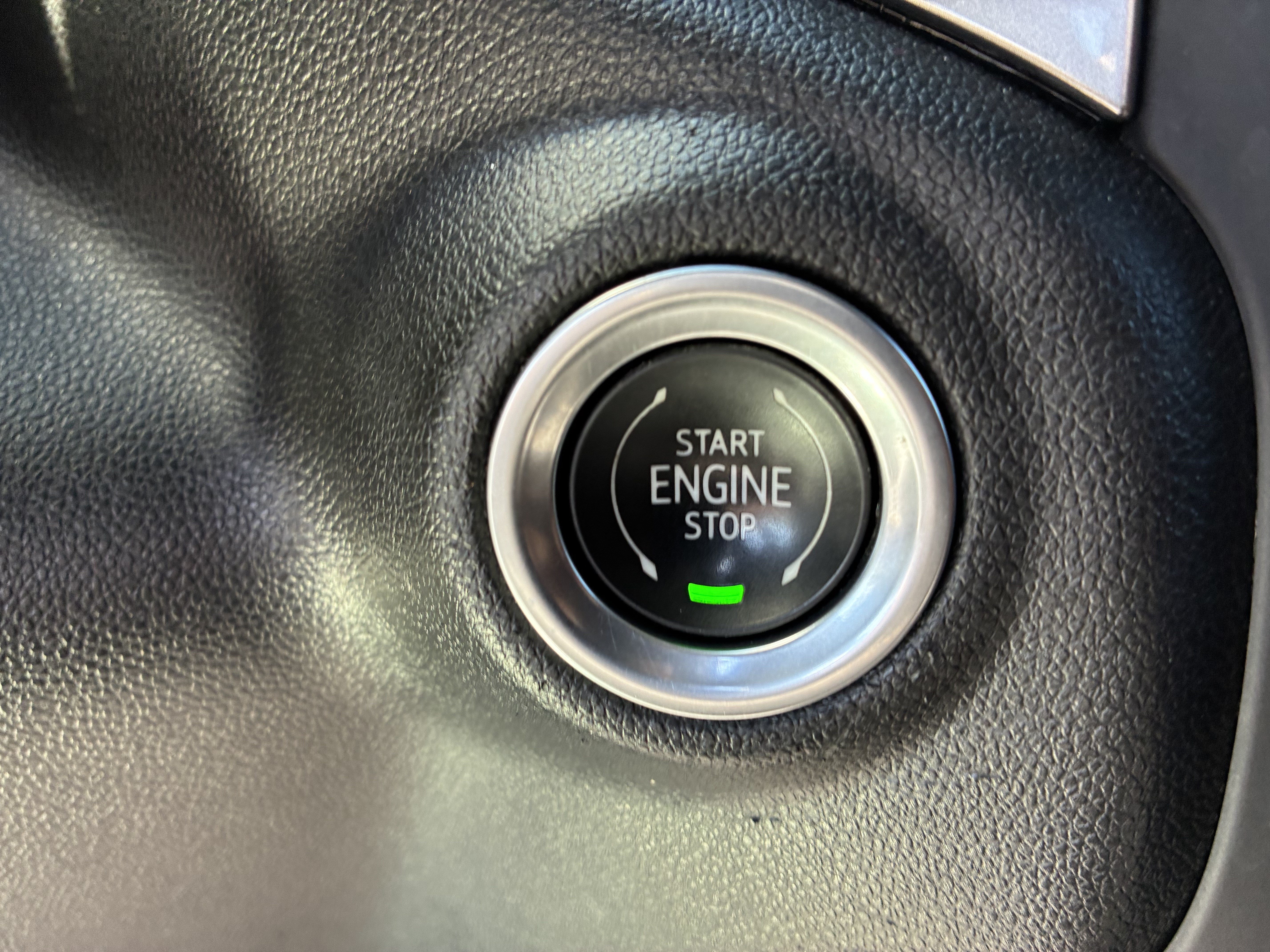 Used 2021 Chevrolet Silverado 1500 RST w/ LPO, Blackout Package AWD/4WD image 32