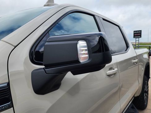 New 2026 GMC Sierra 1500 AT4 w/ AT4 Premium Package AWD/4WD image 13