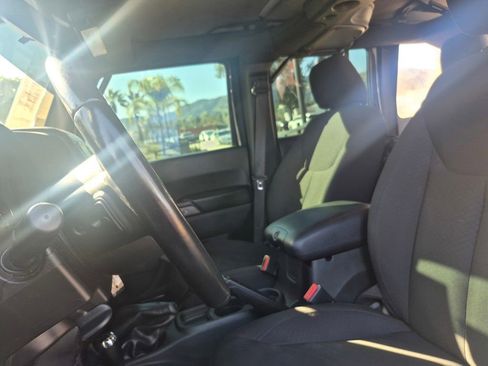Used 2017 Jeep Wrangler Unlimited Sport w/ Connectivity Group image 23
