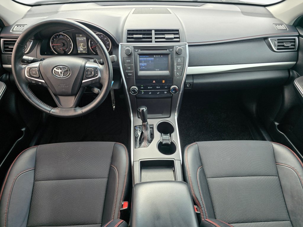 Used 2017 Toyota Camry SE FWD image 18