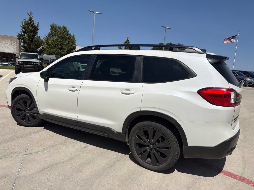 Used 2022 Subaru Ascent Onyx Edition AWD/4WD image 3