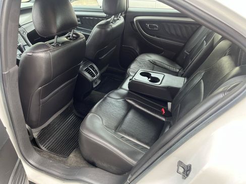 Used 2015 Ford Taurus SEL w/ Equipment Group 201A AWD/4WD image 26