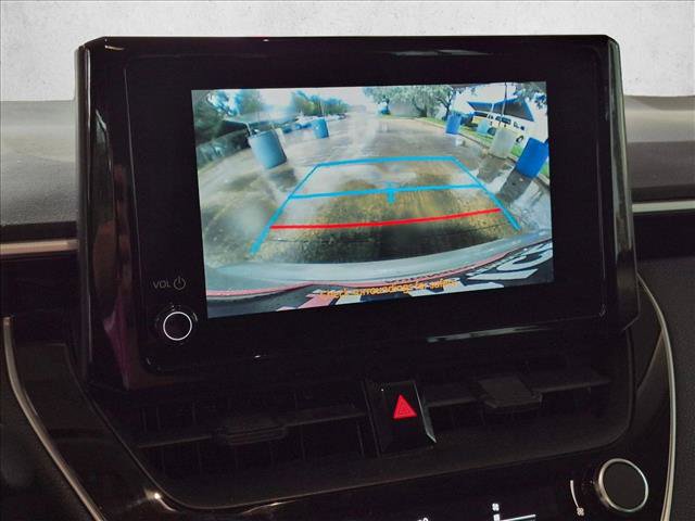 Used 2025 Toyota Corolla LE FWD image 13